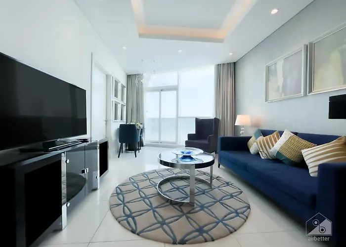 Stunning Apt With Balcony & Incredible Views Dubai