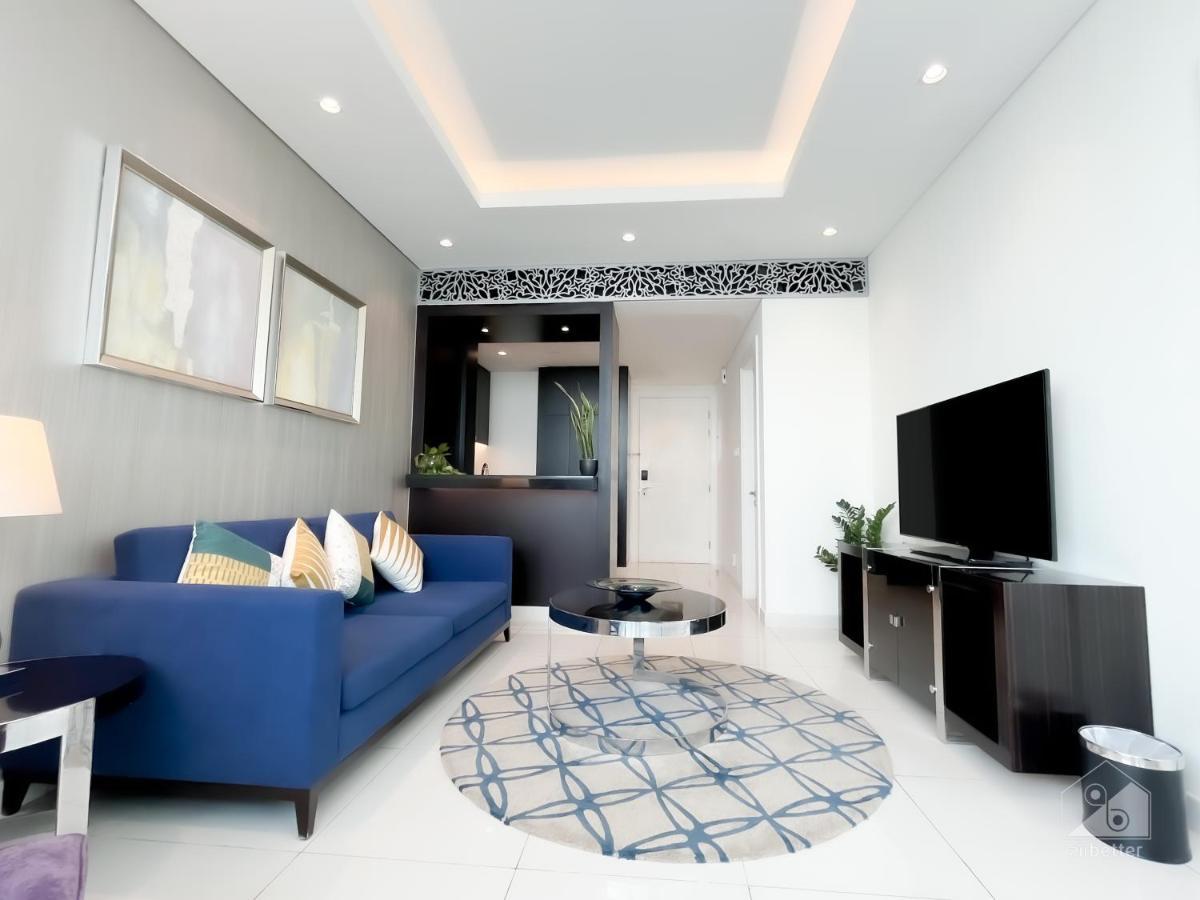 Stunning With Balcony & Incredible Views Dubai
