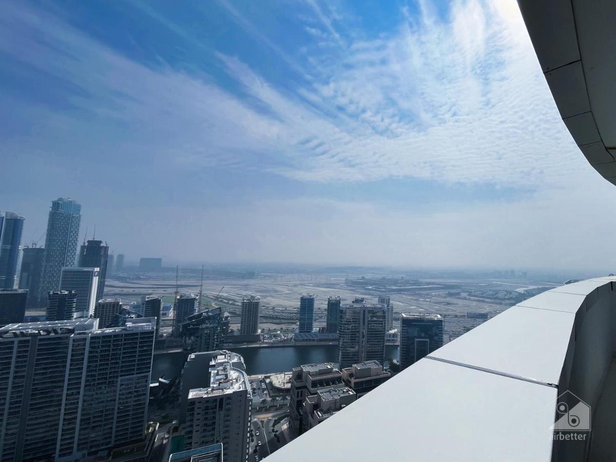 Stunning With Balcony & Incredible Views Apartment *