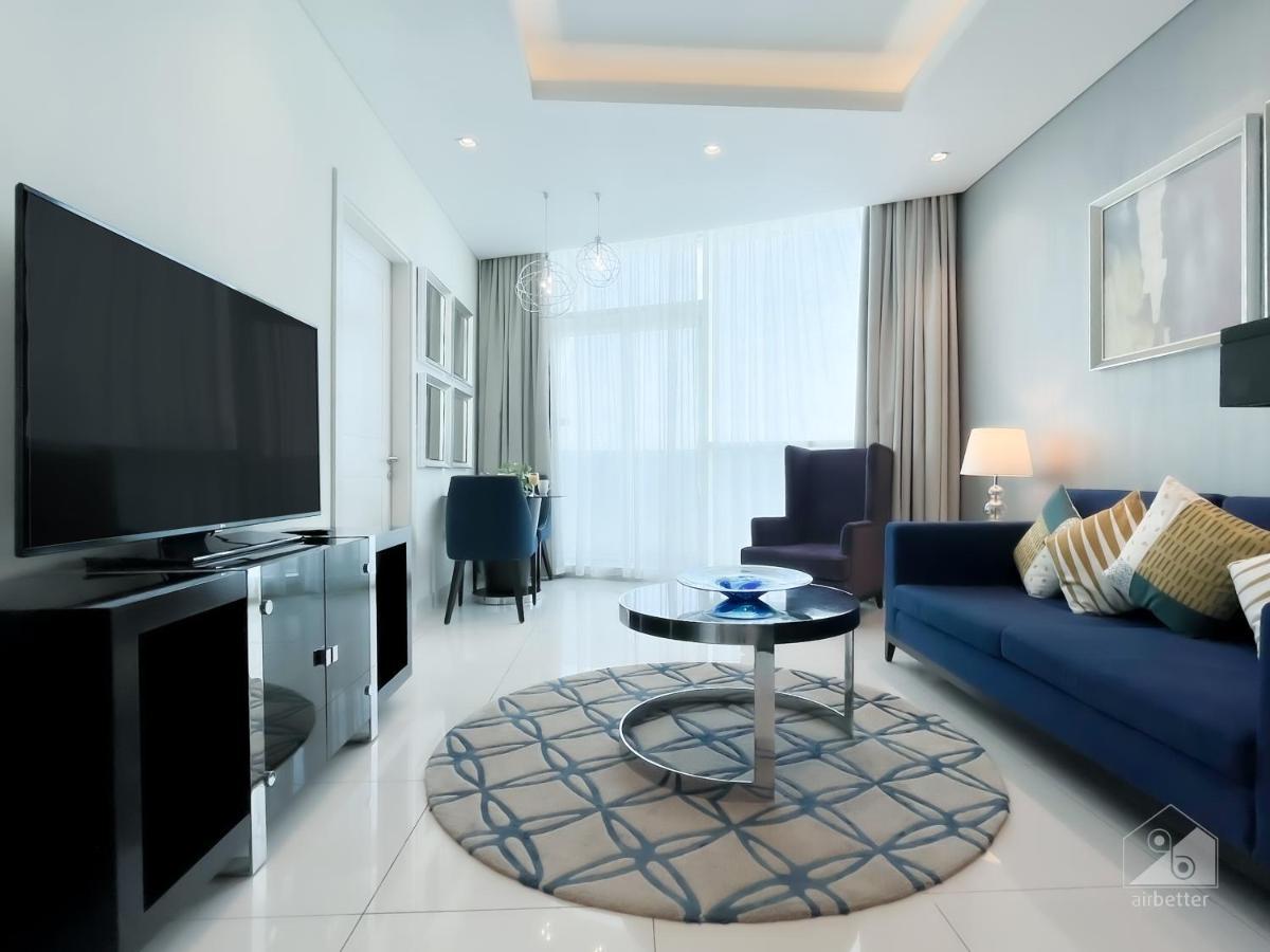 Stunning With Balcony & Incredible Views