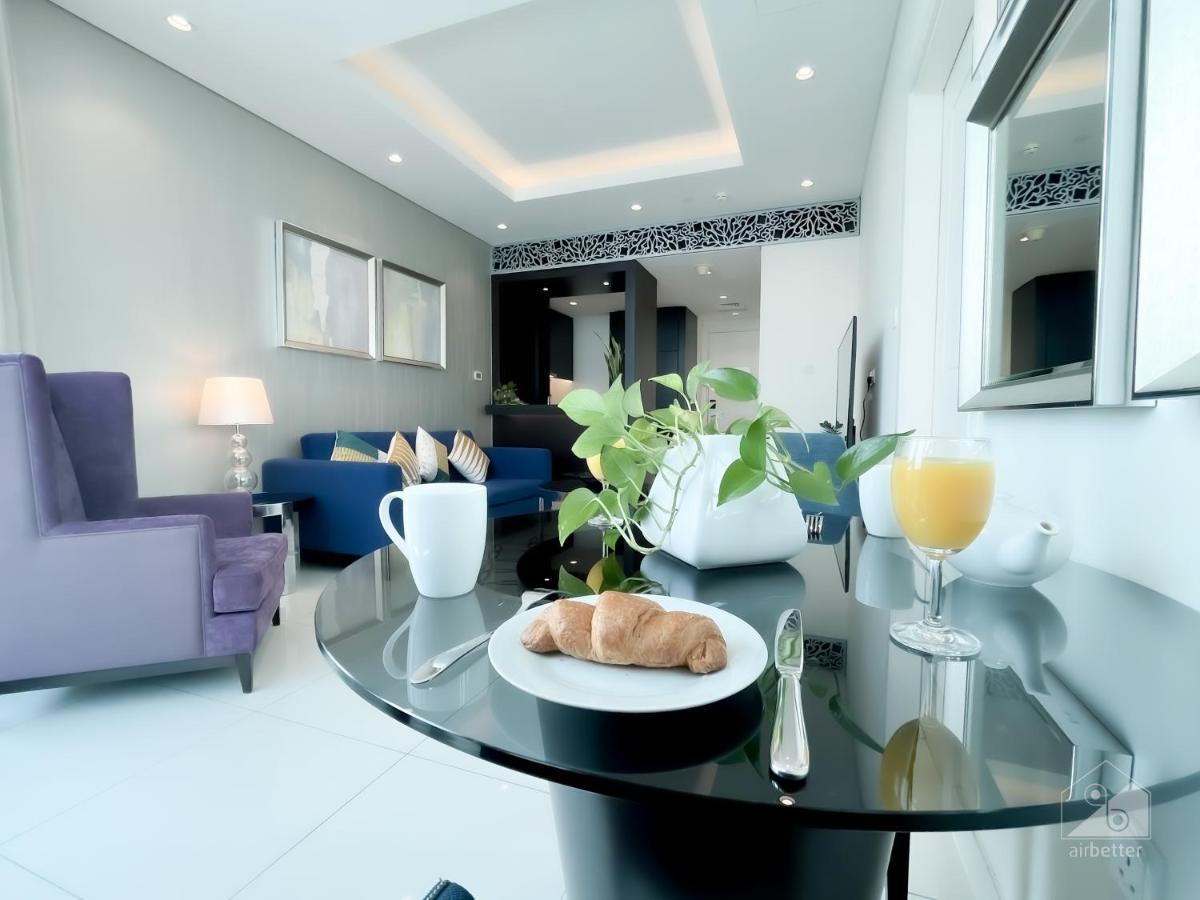 Stunning With Balcony & Incredible Views * Dubai